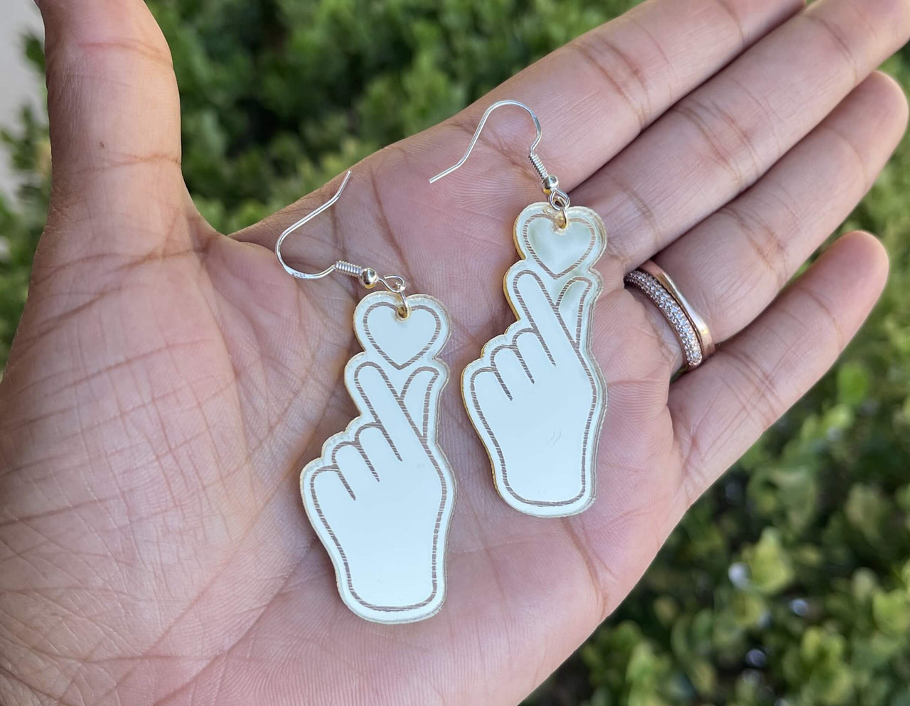 K-Pop Hand Heart Korean language Cute Love Sign Korea Dangle Earrings KPOP