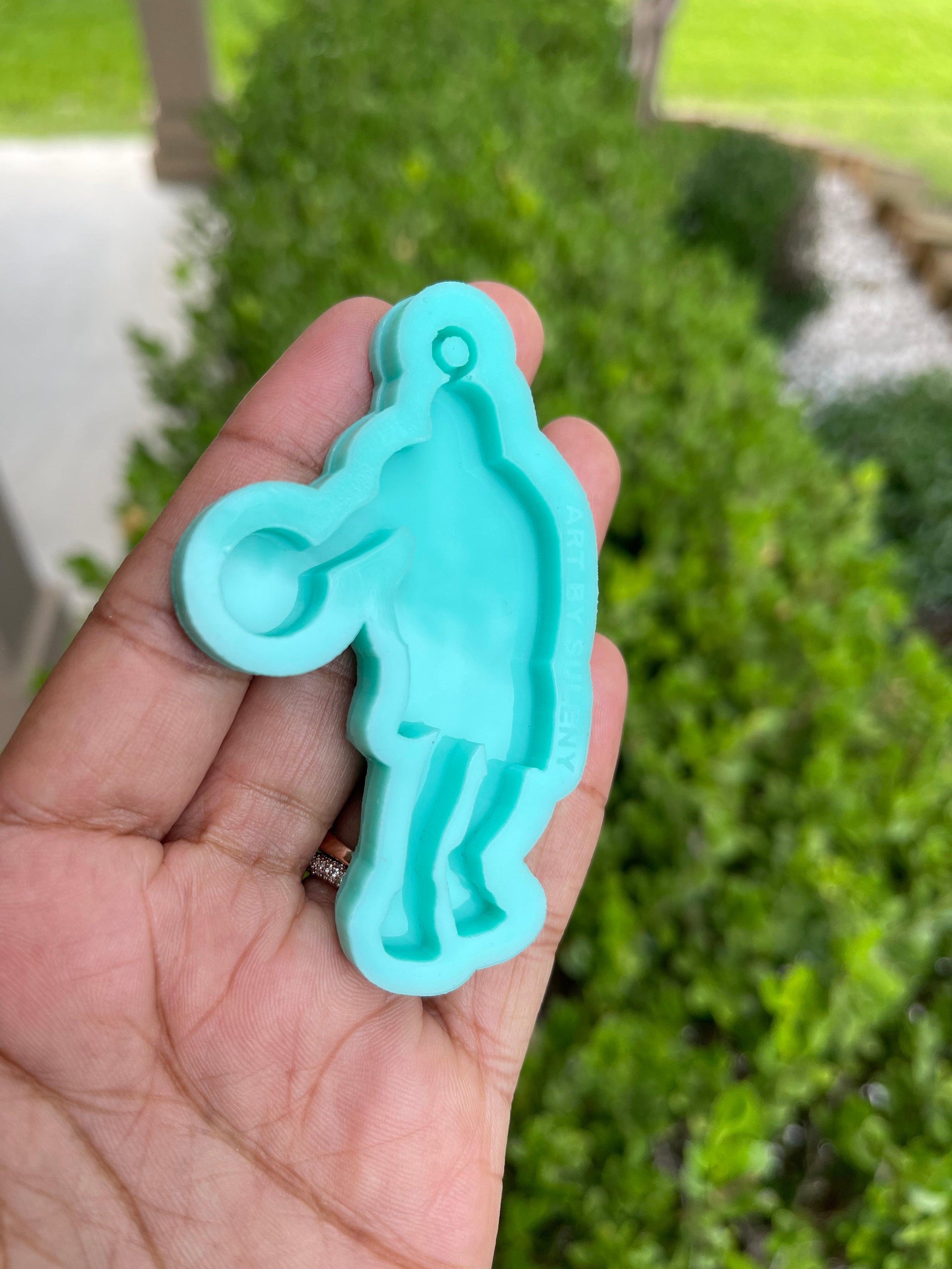 Basketball Player Keychain Mold - Mold for Resin - Basketball Mold - NBA Player Mold - Keychain mold - Silicone Mold for Epoxy Resin - Art By Suleny Craft Store LLC